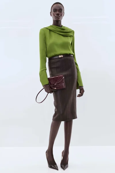 Look 17